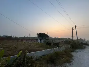 সেক্টর ১৫-এ দক্ষিণমুখী ৩ কাঠার প্লট