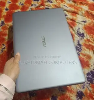 Asus Core i3 8th Gen Ultra Slim Laptop, 128/4, Dedicated Graphics.