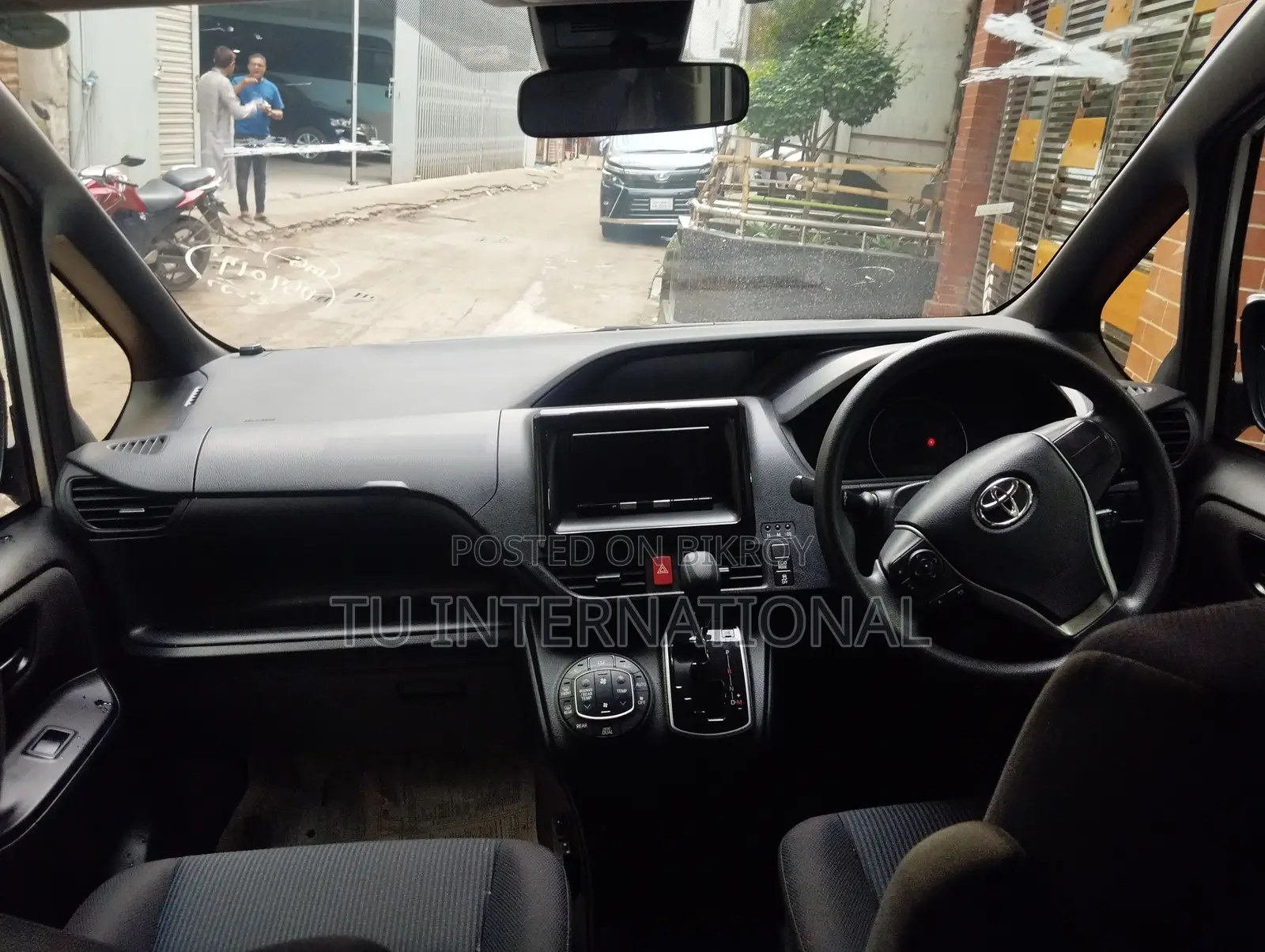 Toyota Noah KEY START NON HV-PKG 2020