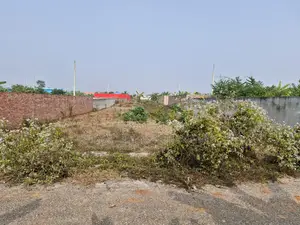 Near Lake, East Facing, 10 Katha Plot In Sec#17