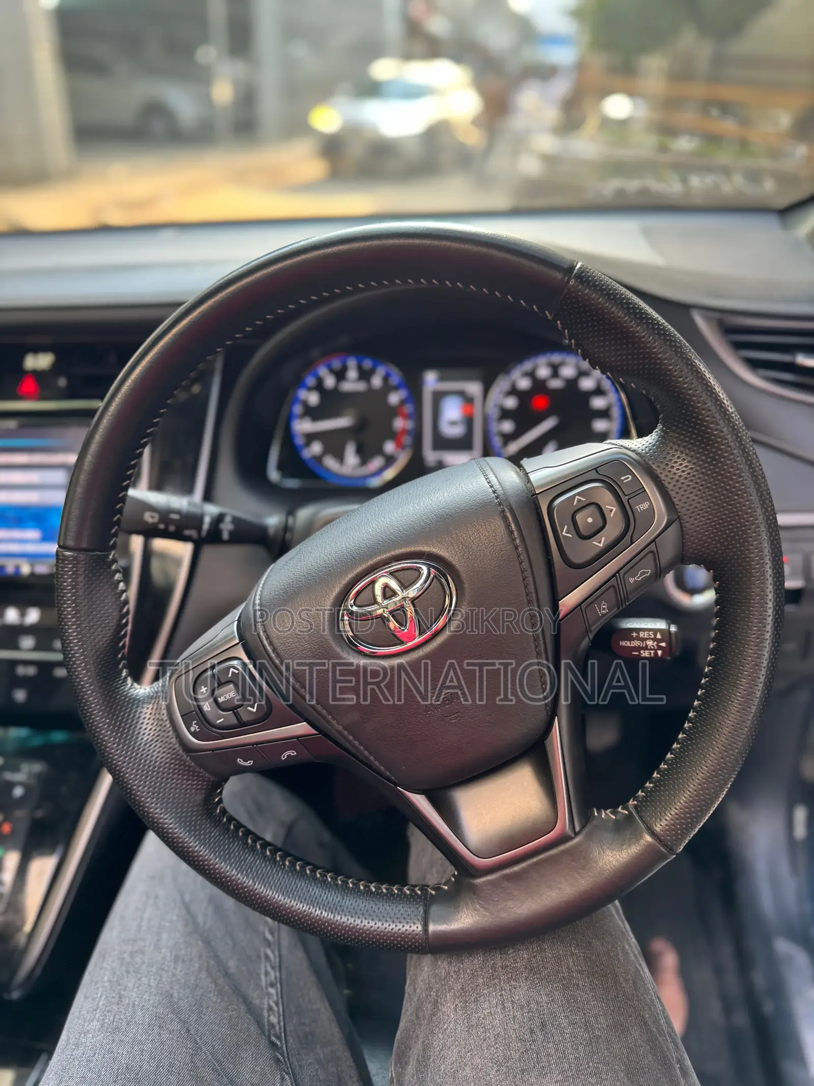 Toyota Harrier PREMIUM PKG 2020