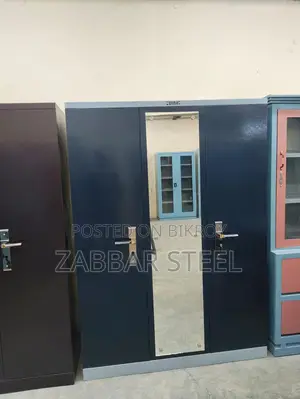 New Almirah-থ্রি ডোর স্টিল আলমারি
