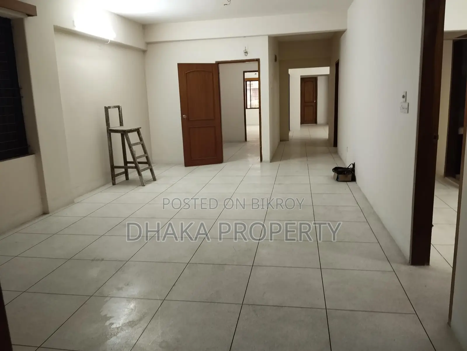 2800 SFT 4 BED FLAT FOR RENT IN BARIDHARA