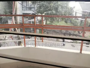 বারিধারায় ভাড়ার জন্য ২৮০০ বর্গফুটের ৪ বেডরুমের ফ্ল্যাট