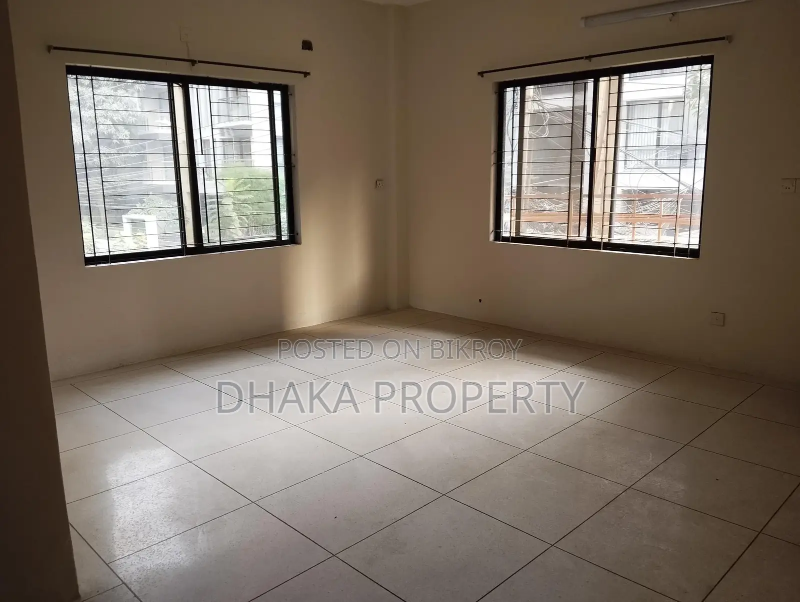 2800 SFT 4 BED FLAT FOR RENT IN BARIDHARA