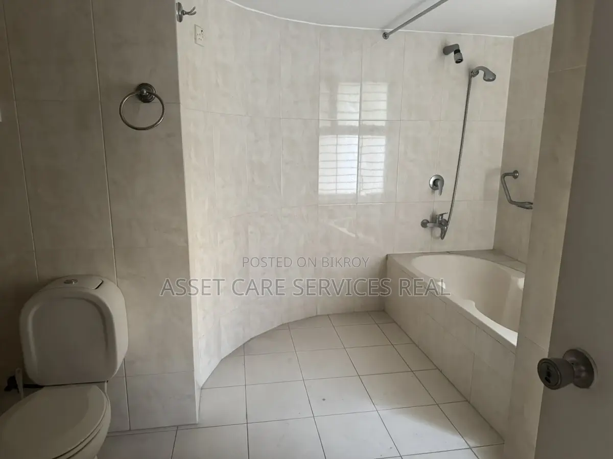 Excellent Duplex Apartment Rent in Diplomatic area North Gulshan-2
