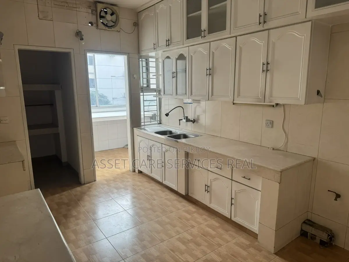 Excellent Duplex Apartment Rent in Diplomatic area North Gulshan-2