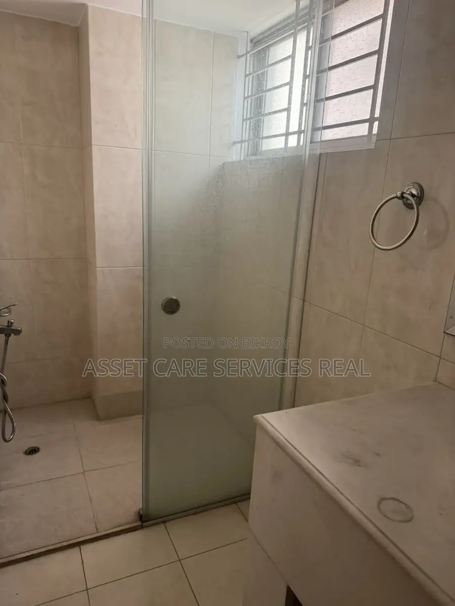Excellent Duplex Apartment Rent in Diplomatic area North Gulshan-2