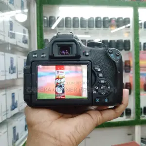 Canon 750D ও yn50mm f1.8 লেন্স