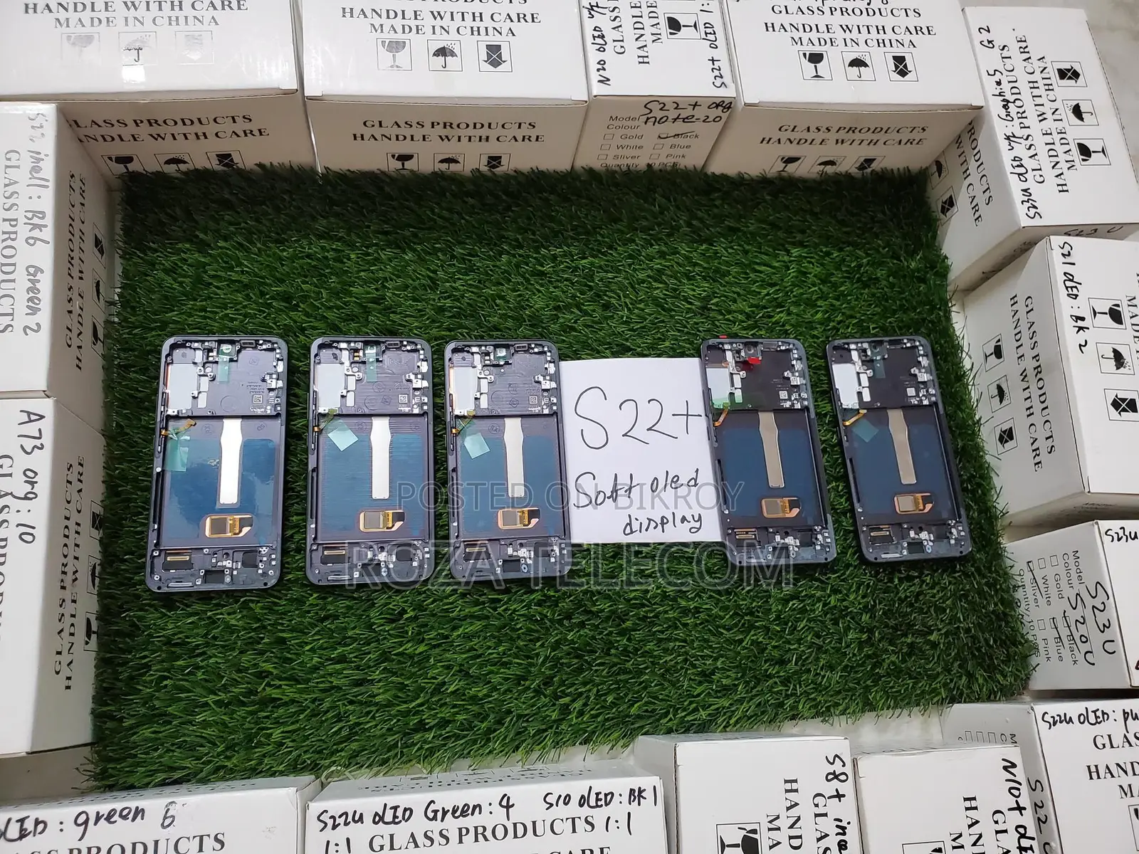 Samsung S22 plus soft OLED display with frame