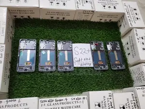 Samsung S22 plus soft OLED display with frame