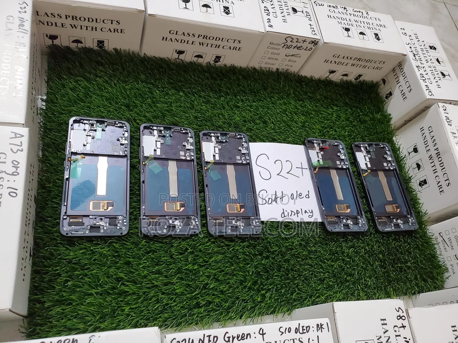 Samsung S22 plus soft OLED display with frame