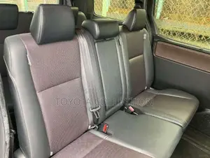 Toyota Esquire GI NON HYBRID 8 SEAT 2020