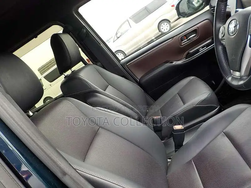 Toyota Esquire GI NON HYBRID 8 SEAT 2020