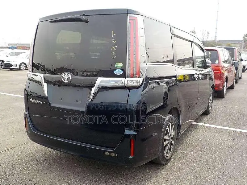 Toyota Esquire GI NON HYBRID 8 SEAT 2020