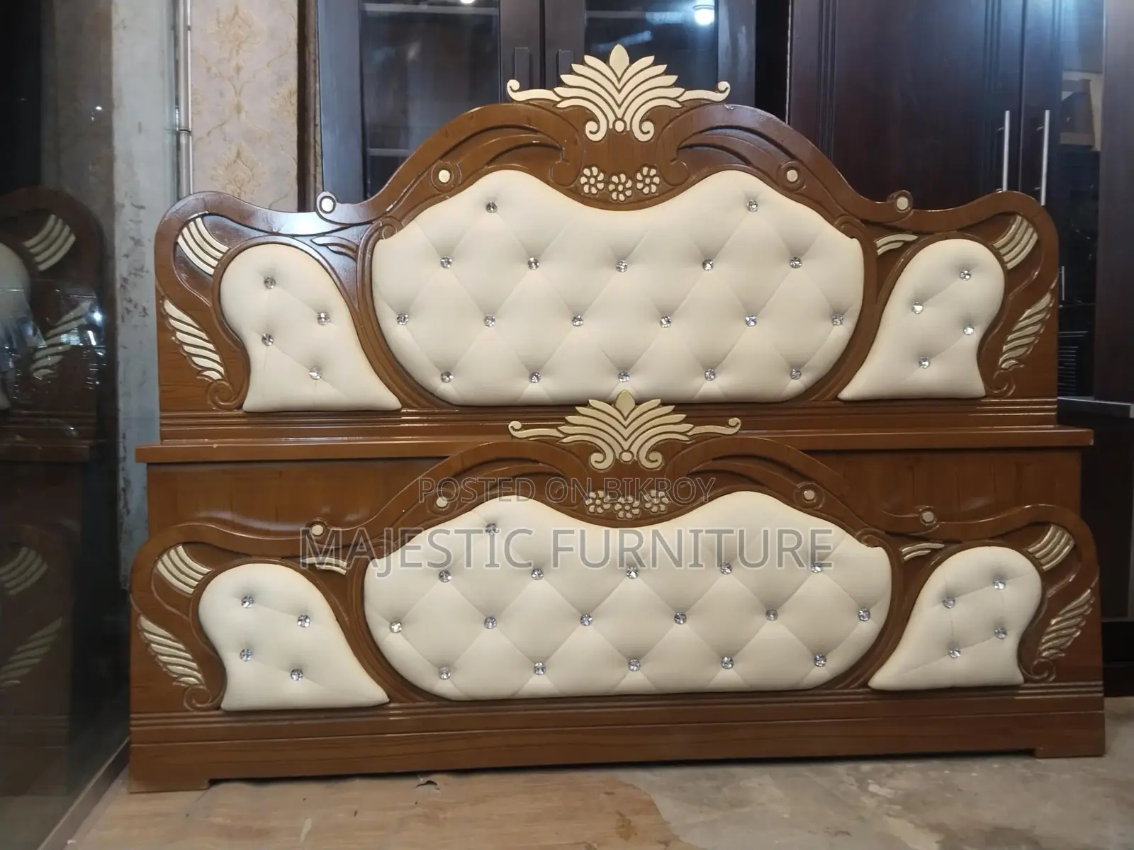 BEW BED 5/7 FEET. M # 5116
