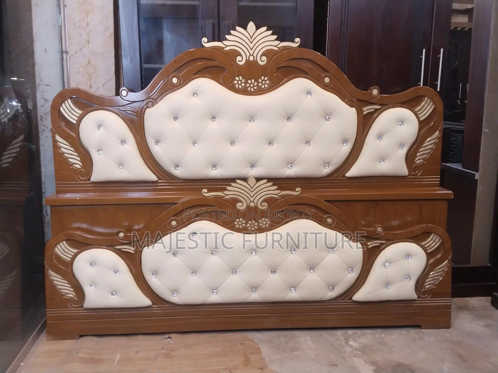BEW BED 5/7 FEET. M # 5116