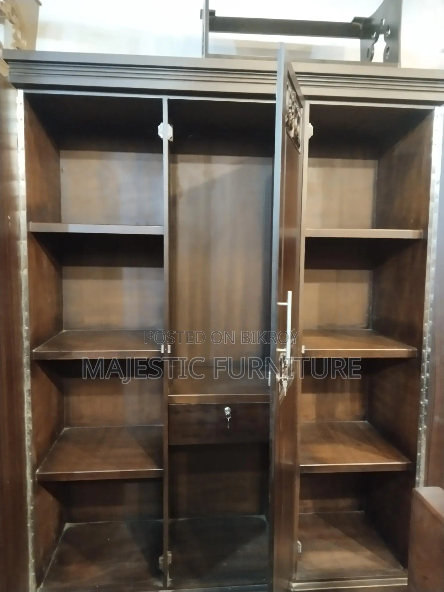 ALMIRA 3 PALLA MDF. M # 2736