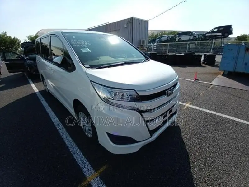 Toyota Noah X SMART PACKAGE 2021