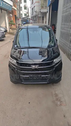 Toyota Noah X, One Door Power, 2020