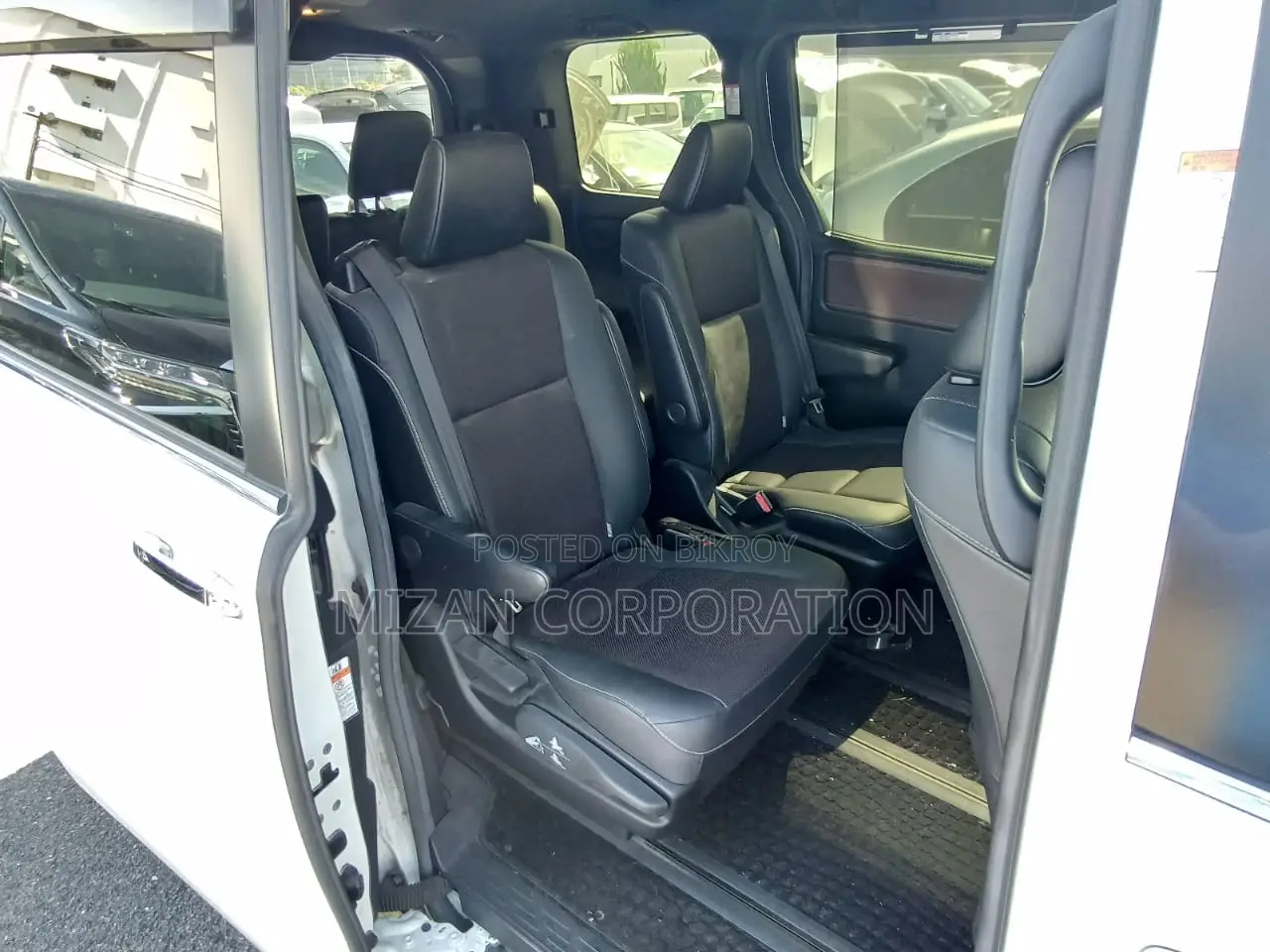 Toyota Esquire Gi package 2021