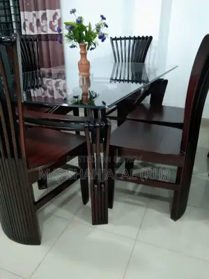Peacock Design Dining Set (6 Chairs)