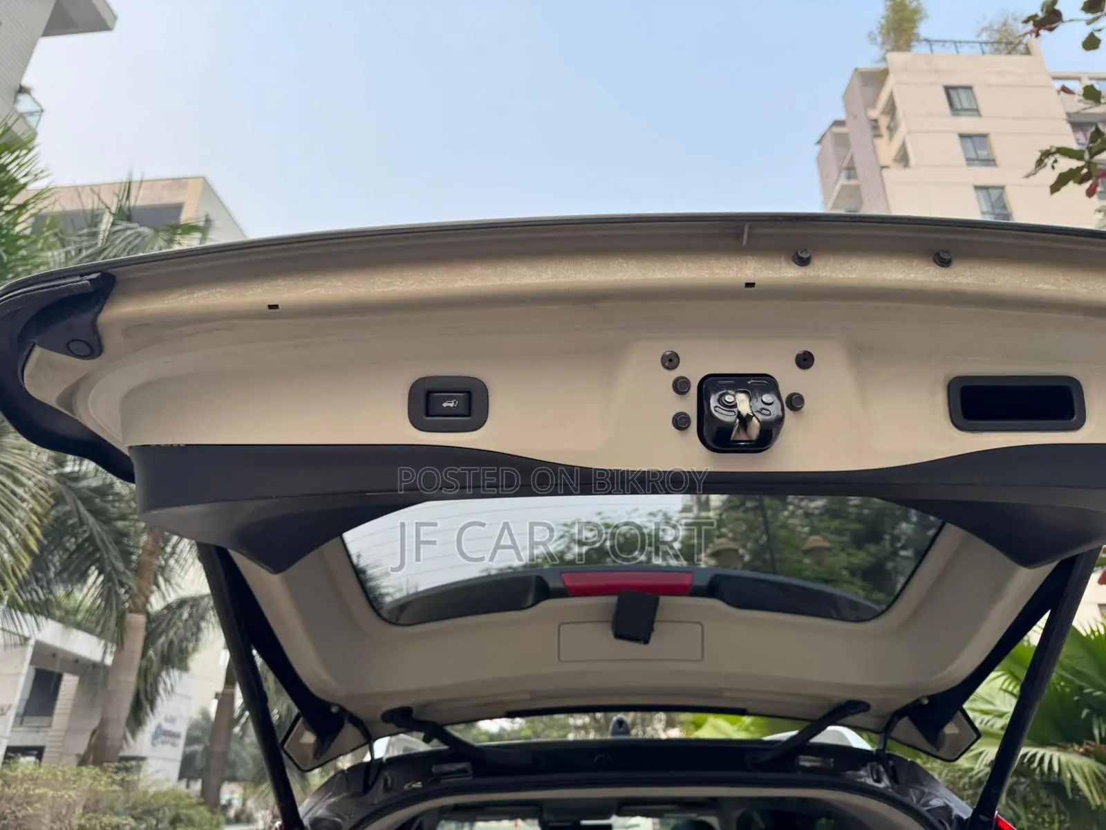 Nissan X-Trail 7 Seater SunRoof 2015