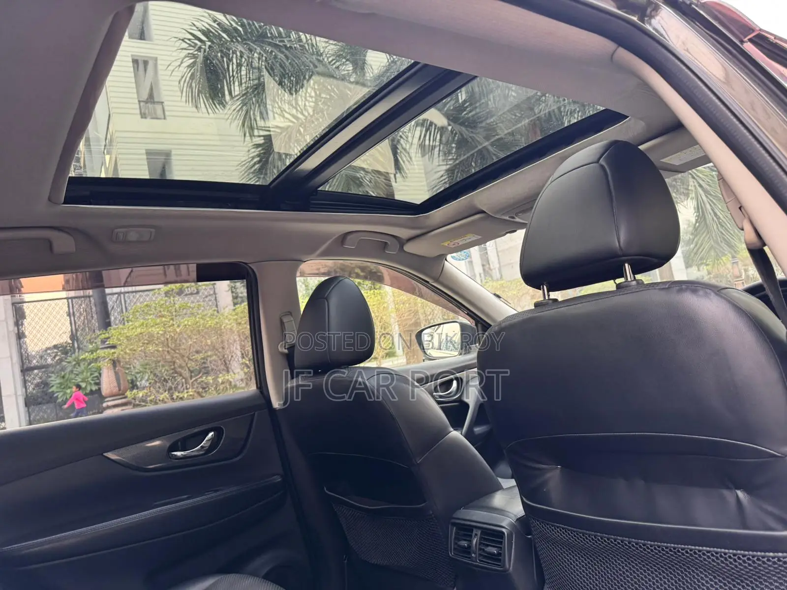 Nissan X-Trail 7 Seater SunRoof 2015
