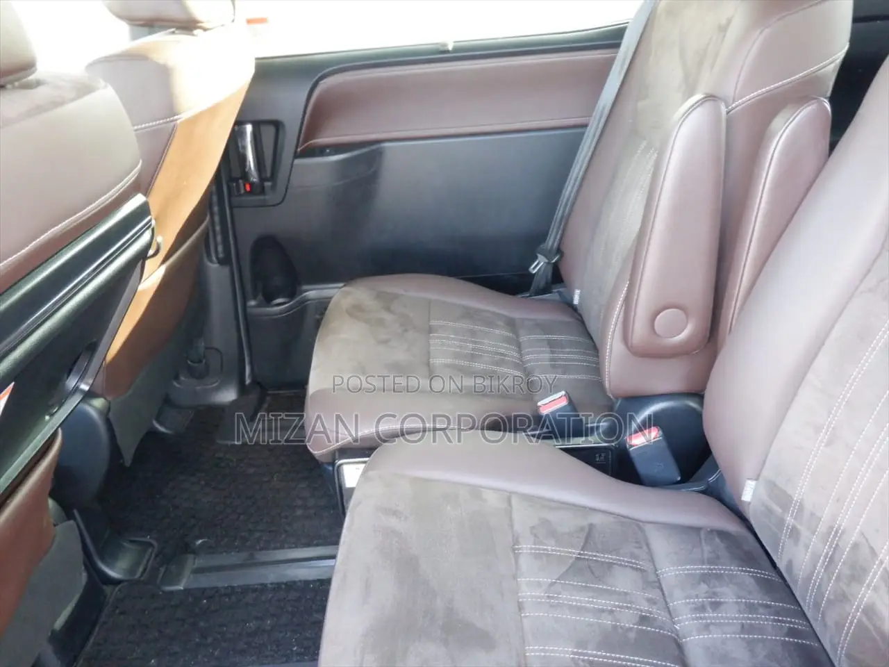 Toyota Esquire Gi Premium 2020