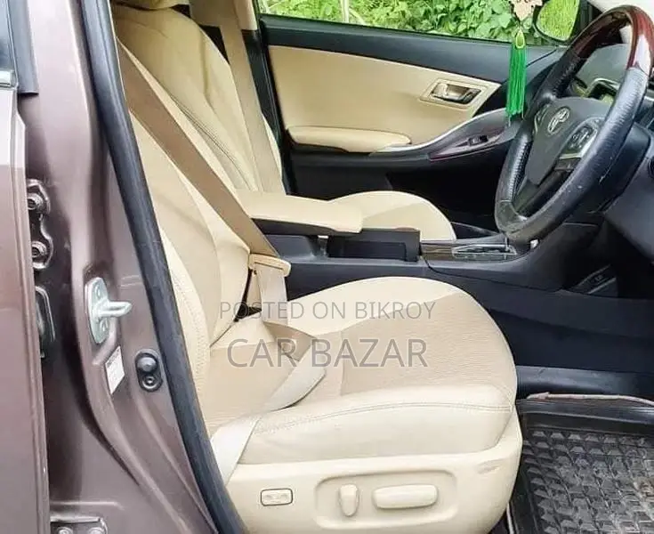 Toyota Premio FEX PKG BRONZE 2017