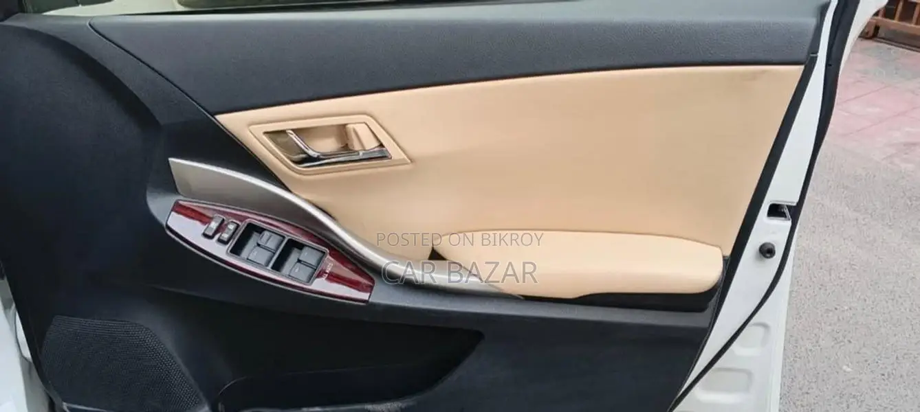Toyota Premio Fex Package 2016