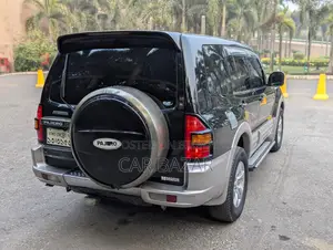 Mitsubishi Pajero V73 With Sunroof 2002