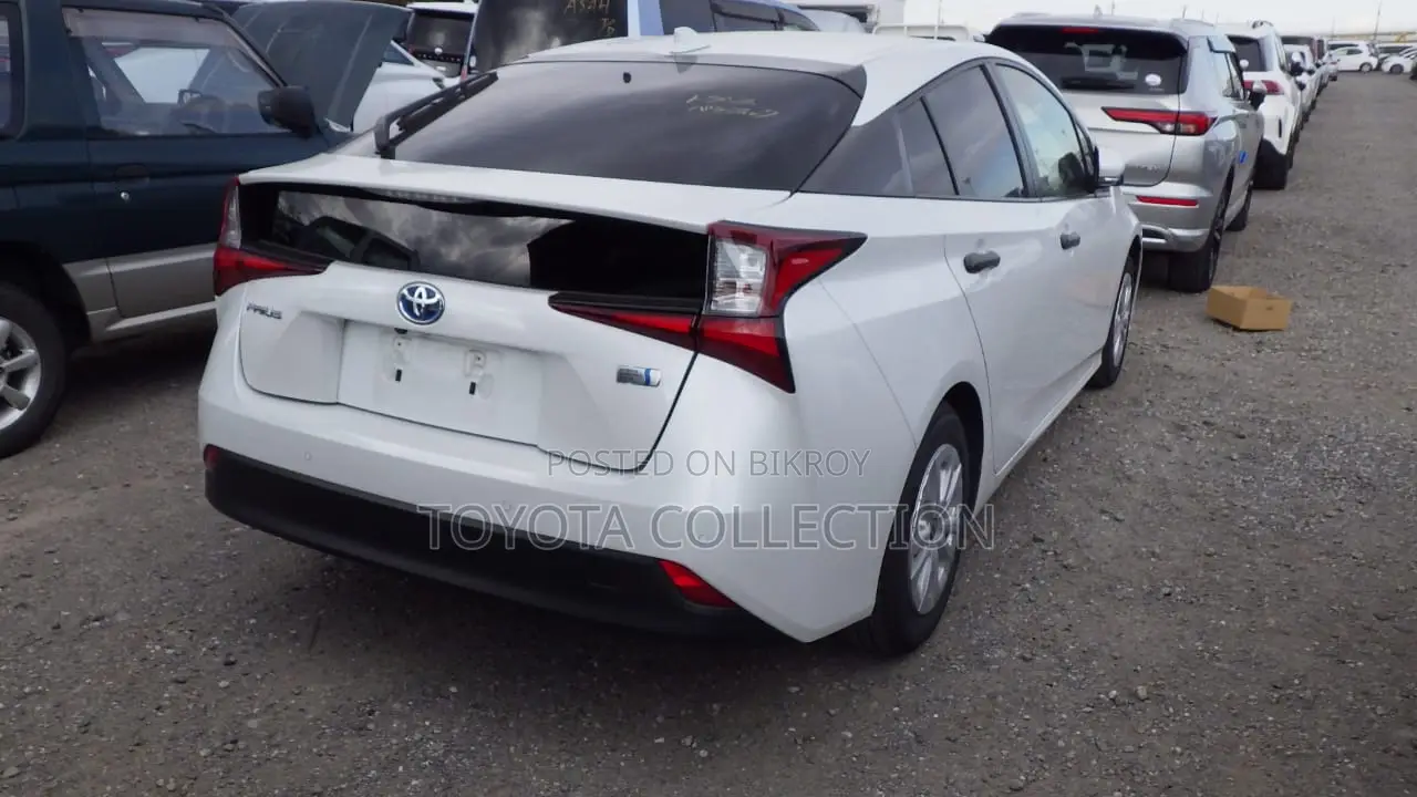 Toyota Prius S SAFETY PLUS 2 2020