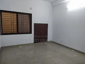 অফিস স্পেস ভাড়ার জন্য
