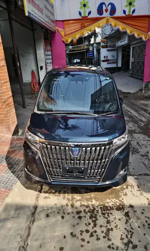 Toyota Esquire HYBRID GI PREMIUM 2020