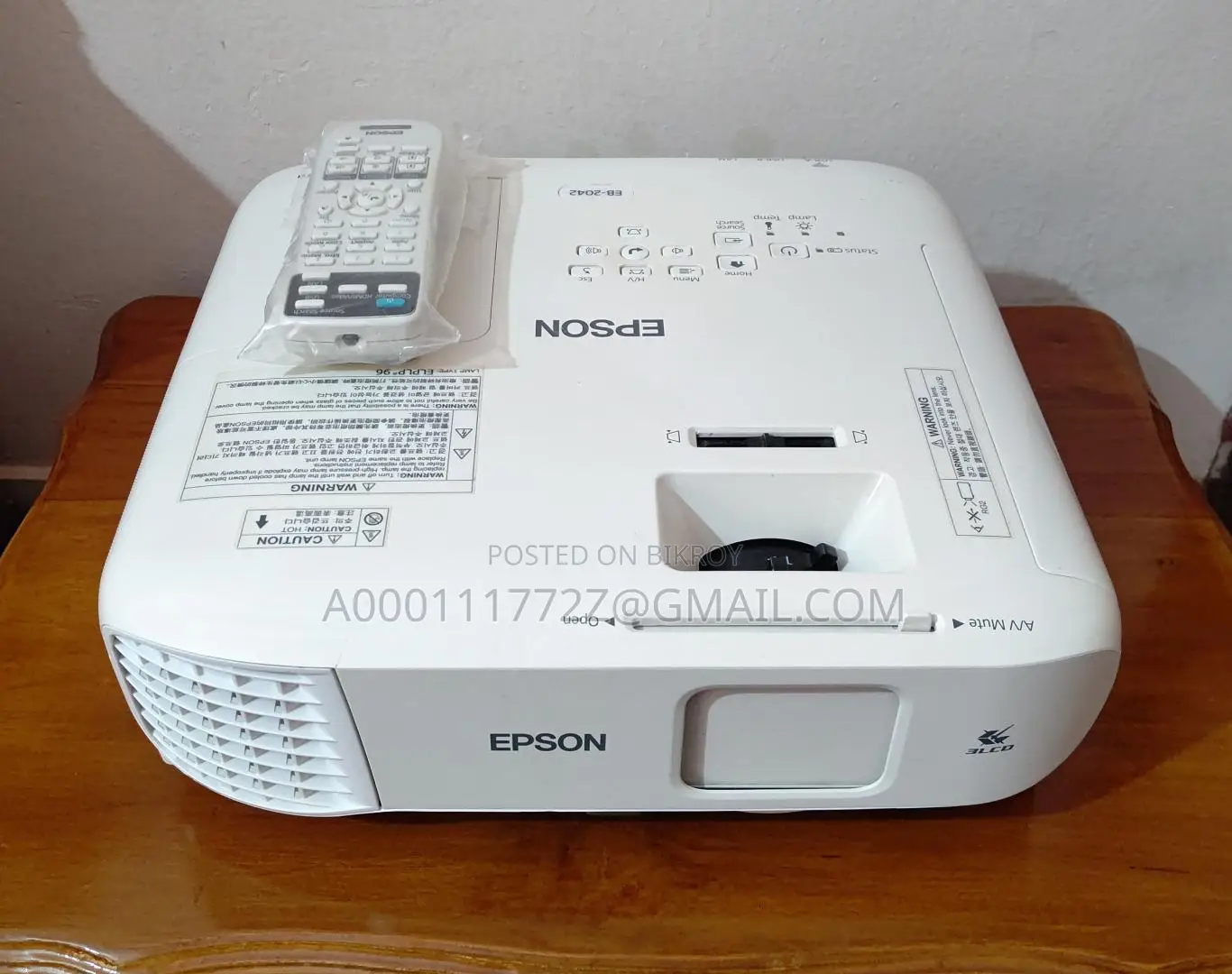 EPSON EB-2042 New 4400 ANSI Lumens Projector Made IN Philippine