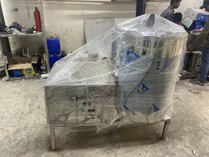 300 Litre Milk Chiller Machine
