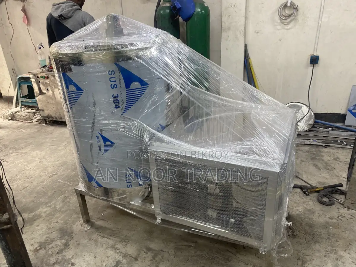 300 Litre Milk Chiller Machine