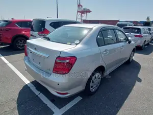 Toyota Axio PUSH EX HV 2020