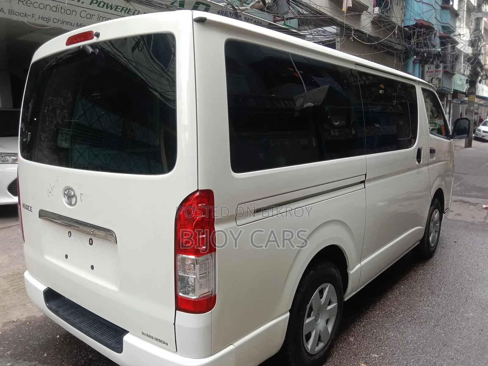 Toyota Hiace 2022