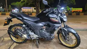Yamaha Deluxe ABS 2023