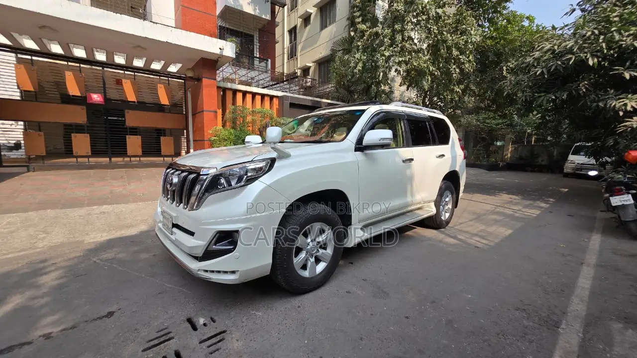 টয়োটা ল্যান্ড ক্রুজার ২০১৫