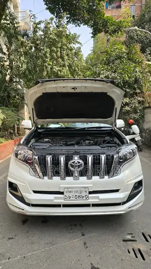 টয়োটা ল্যান্ড ক্রুজার ২০১৫