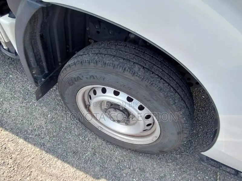 Toyota Dyna Pick Up Auto Gear 2020