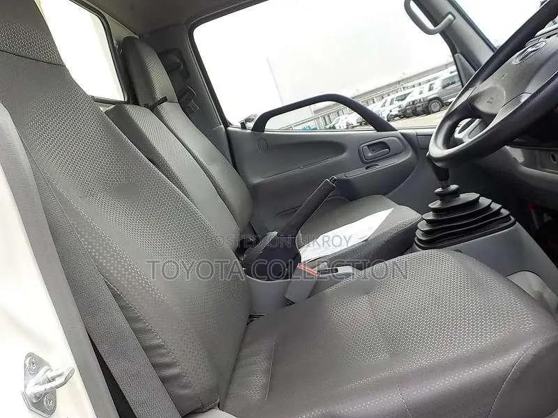 Toyota Dyna Pick Up Manual Gear 2020