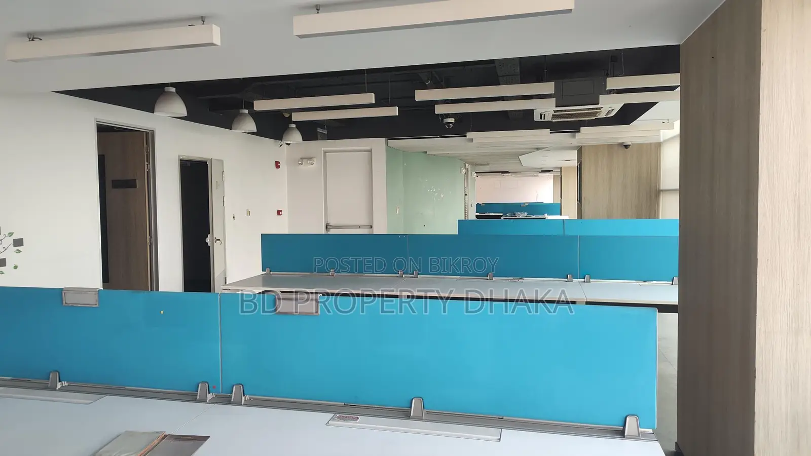 6068 Sqft Open Semi Furnished Commercial Space Rent in Gulshan Avenue