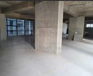 Rent a 4000 Sqft Open Commercial Space on Gulshan Avenue