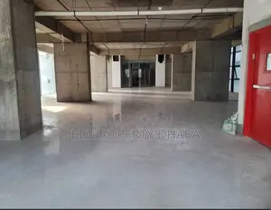 Rent a 4000 Sqft Open Commercial Space on Gulshan Avenue