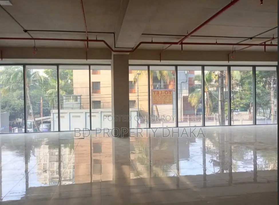 4500 Sqft Open New Shop Showroom Rent in Gulshan Avenue
