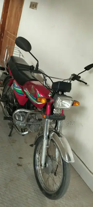 Honda CD . 2017